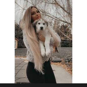 Meet your Posher, Elizabeth